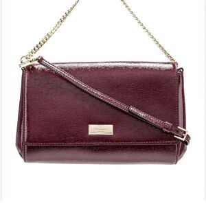 Elegant Burgundy Crossbody Bag